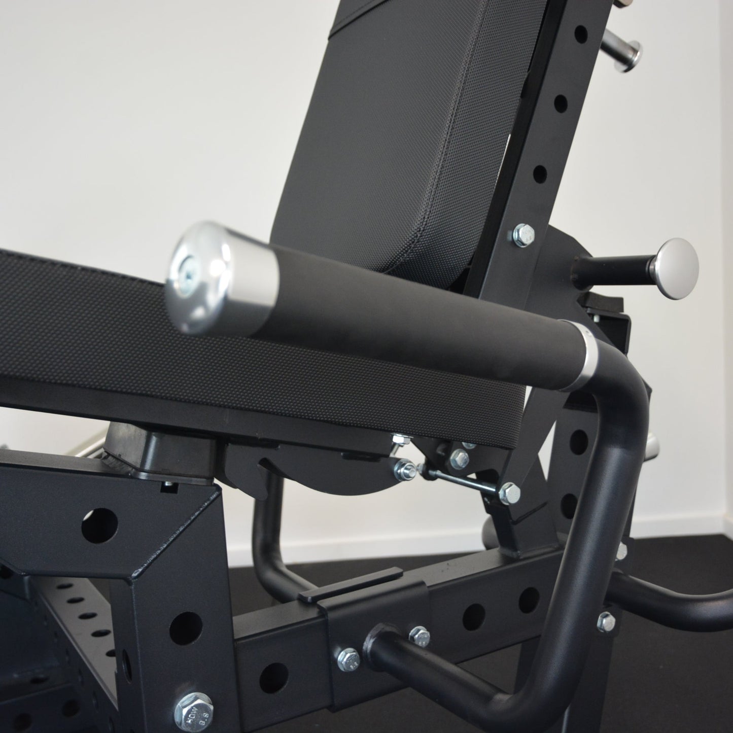 PowerBells Strength Plate Loaded - Leg Extension & Prone Leg Curl